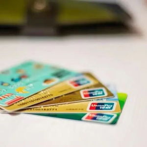 信用卡行業 向 新 而行 提 質 而進